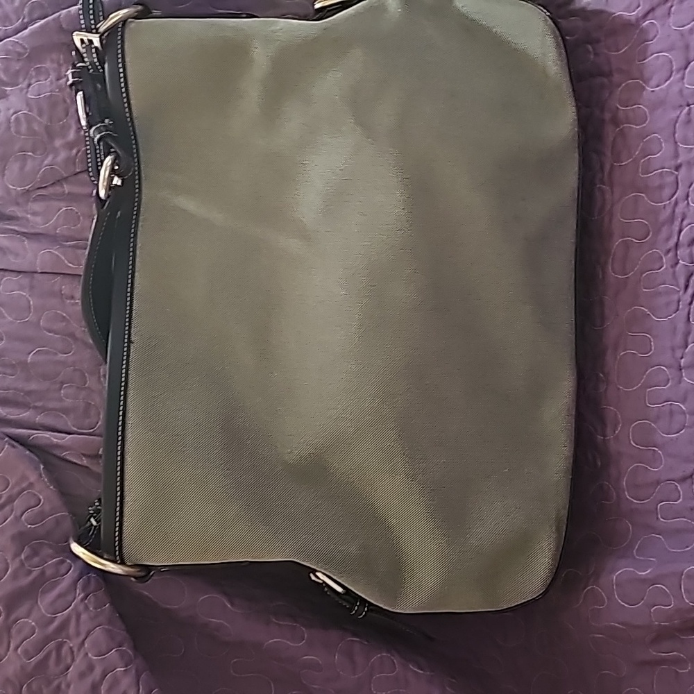Authentic Prada Canapa - Picture 5 of 8